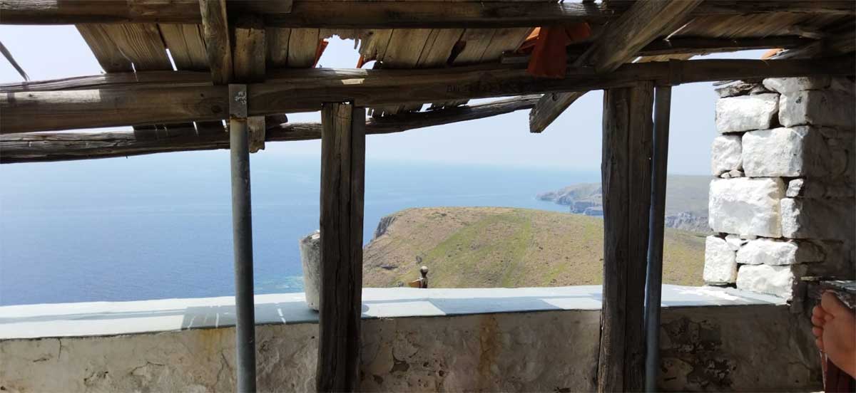 Blick aus der Kapelle Profitis Ilias Blick aus der Kapelle Profitis Ilias